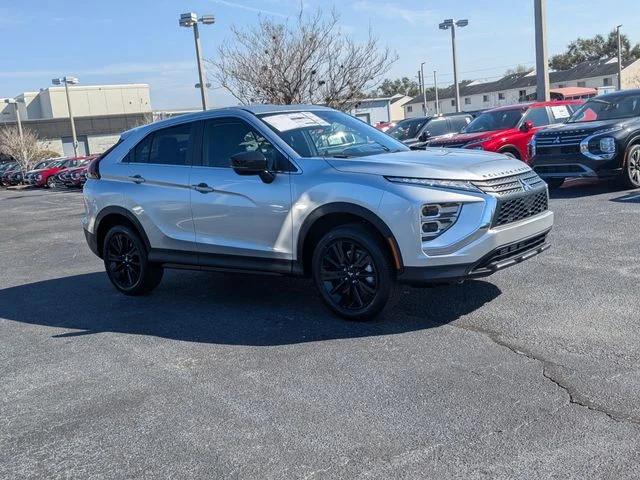 New 2026 Silver Mitsubishi LE image 4