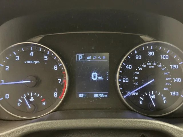 Used 2017 Electric Blue Hyundai Value Edition image 21