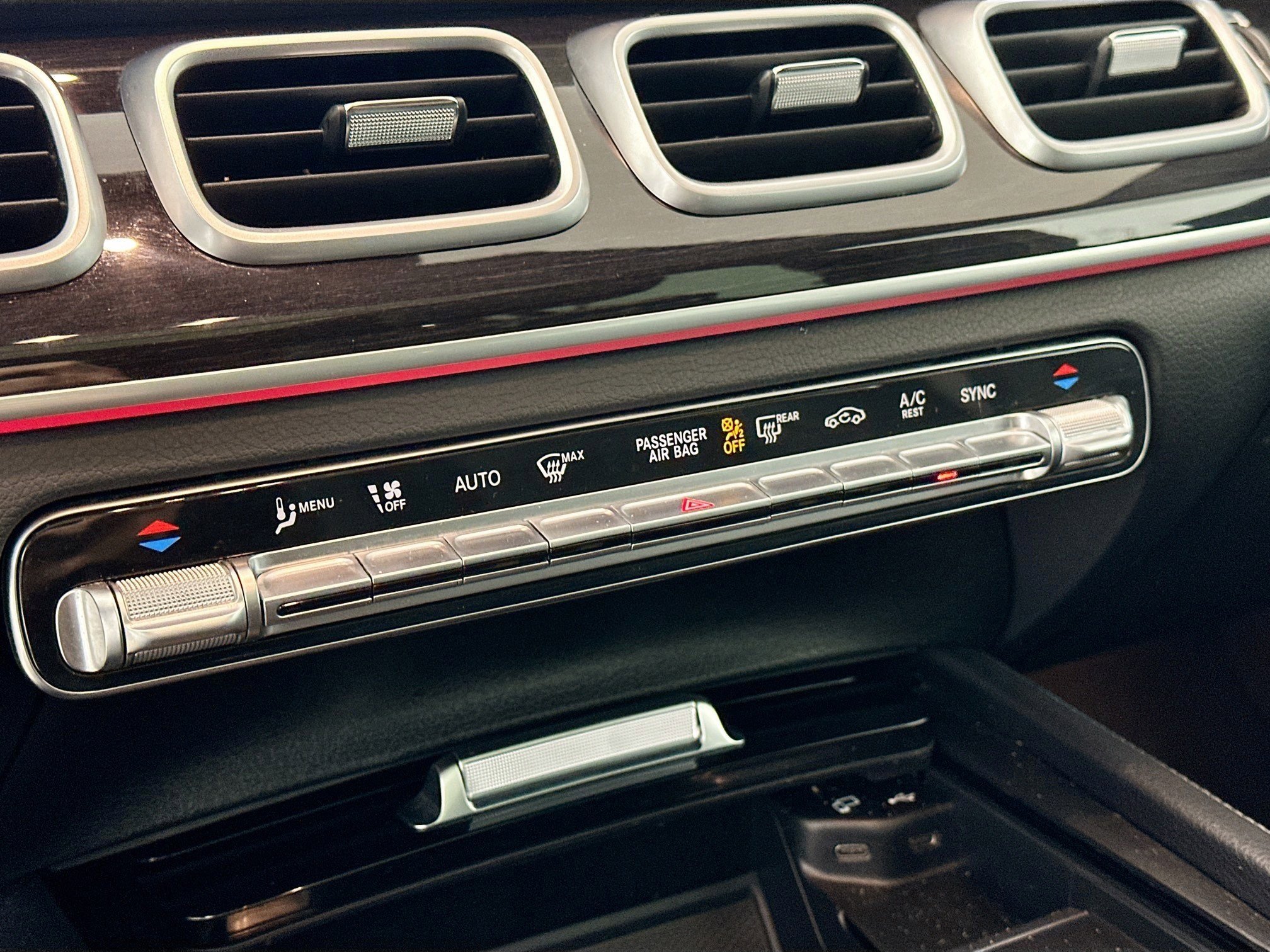 Used 2022 Obsidian Black Metallic Mercedes-Benz GLS 450 image 20