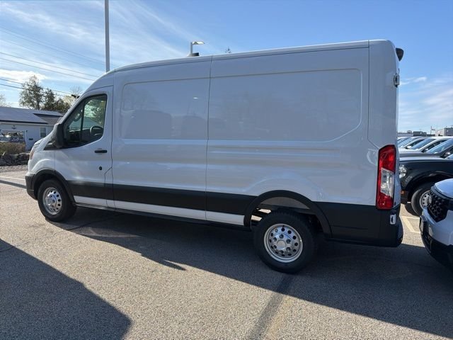 New 2026 Oxford White Ford Cargo Van image 7