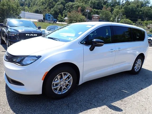 New 2027 White/off-white Chrysler LX image 2