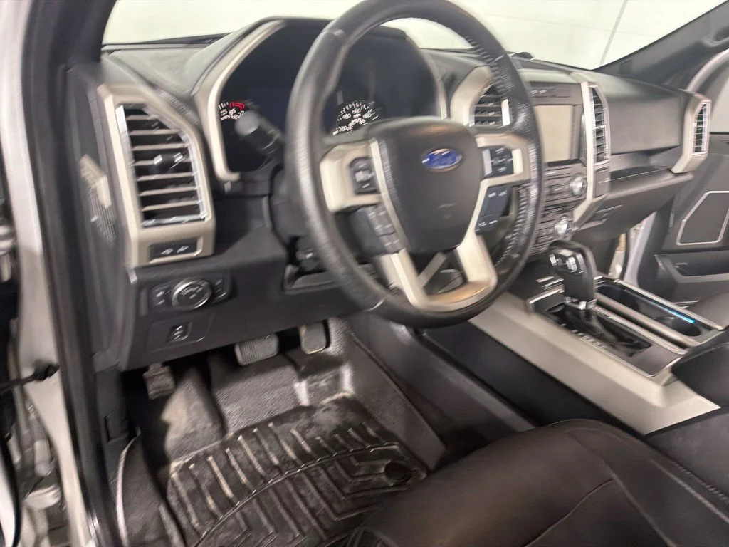 Used 2015 Ingot Silver Metallic Ford Lariat image 10