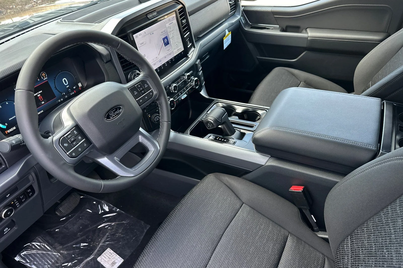 New 2026 Carbonized Gray Metallic Ford XLT image 6