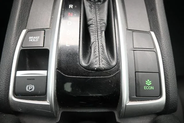 Used 2019 White Honda EX image 29