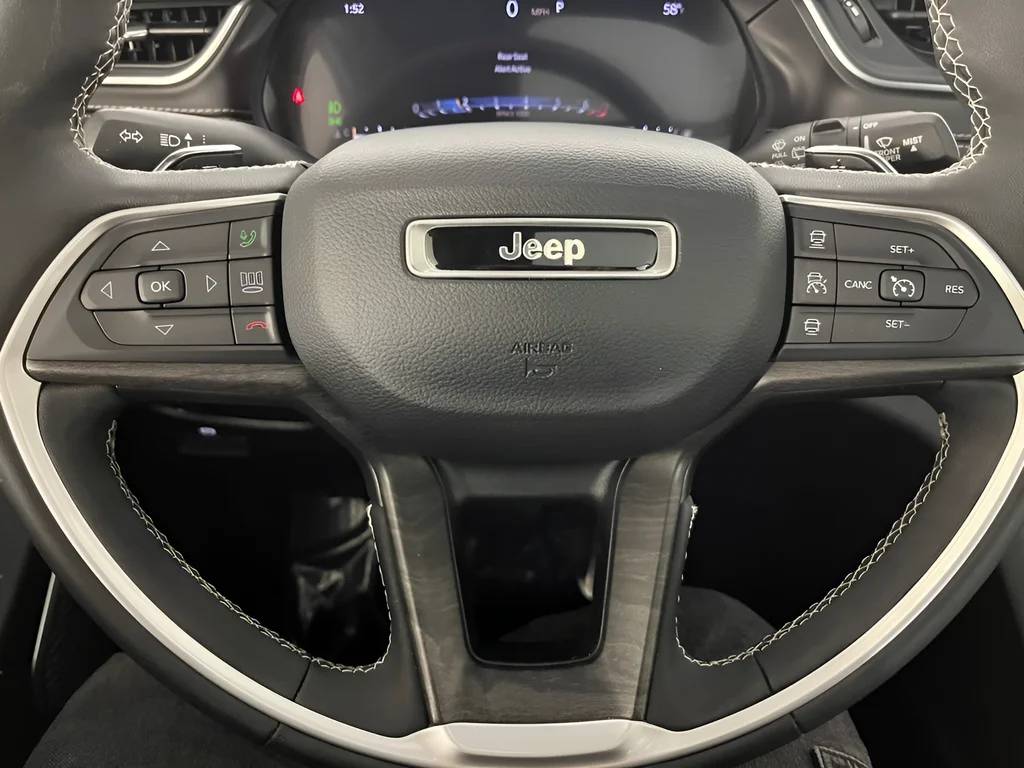 Used 2024 White Jeep Limited image 21