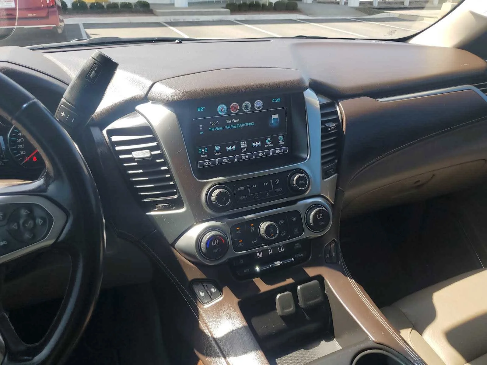 Used 2019 SUMMIT WHITE Chevrolet LT image 12