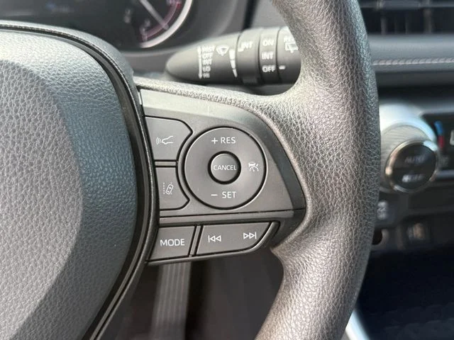 Certified Used 2025 SILVER SKY METALLIC Toyota XLE image 19