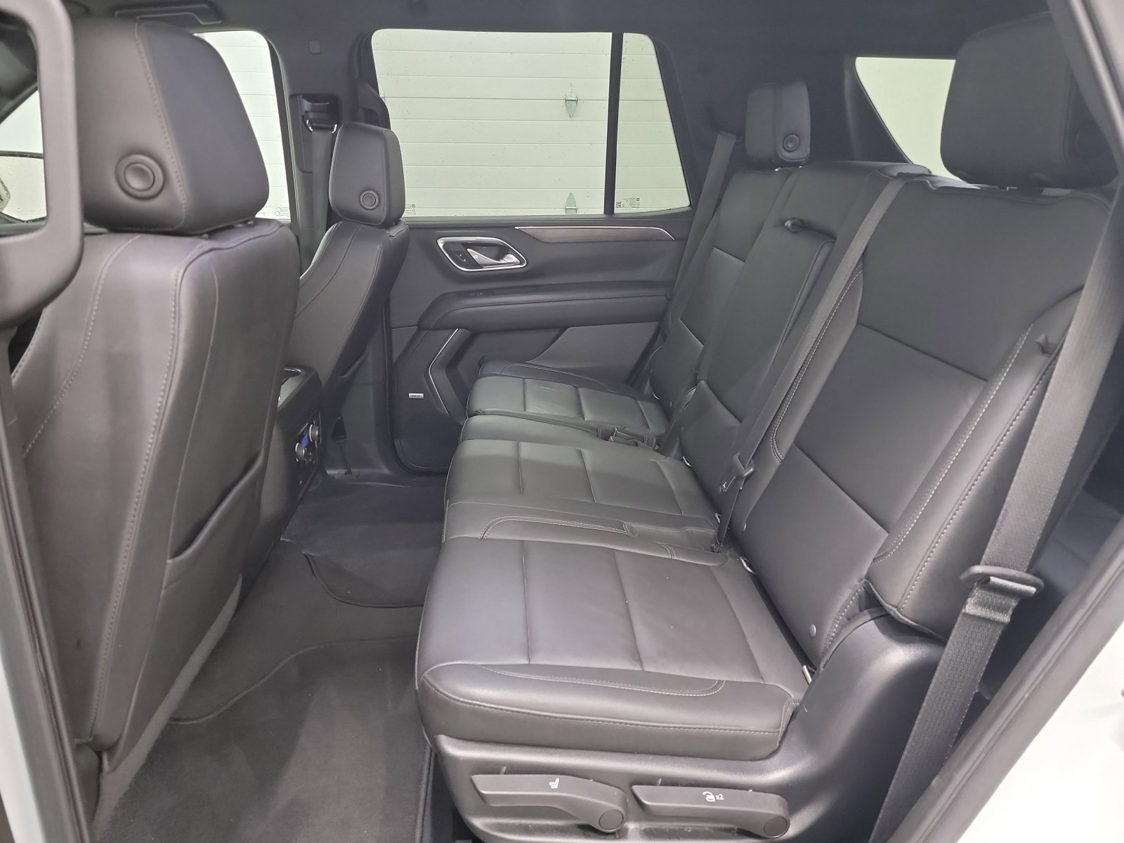Used 2022 Summit White Chevrolet Z71 image 26