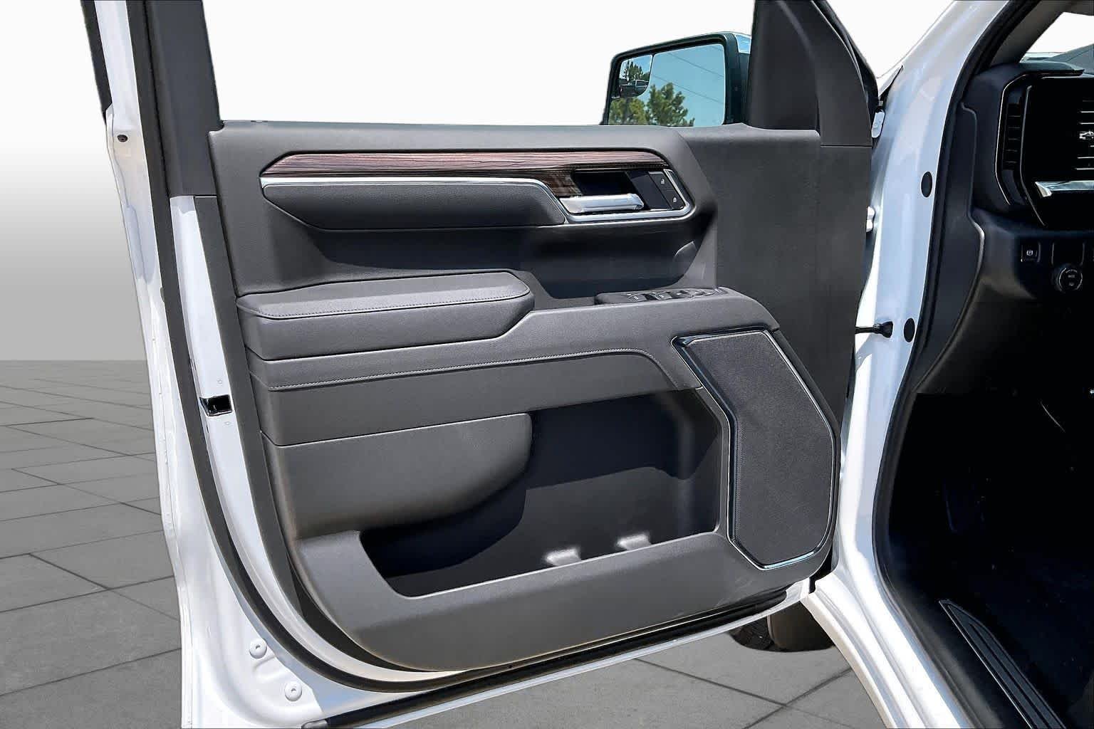 2026 Chevrolet Silverado 1500 LT - Photo 11