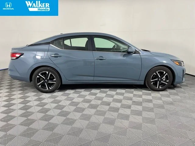 Used 2025 Gray Metallic Nissan SV image 8