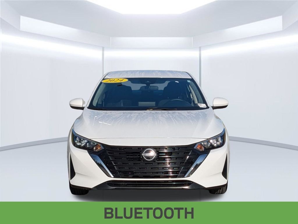 Used 2024 White Nissan SV image 11