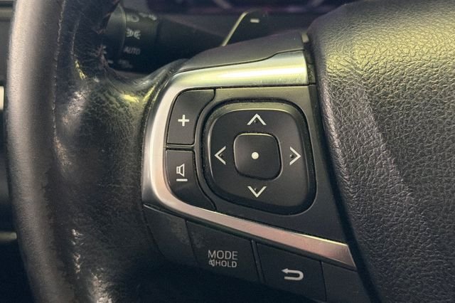 Used 2016 Super White Toyota SE image 28