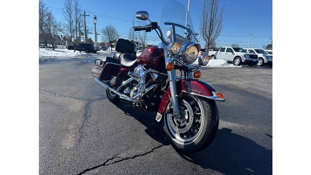Used 2008  HARLEY DAVIDSON  image 2