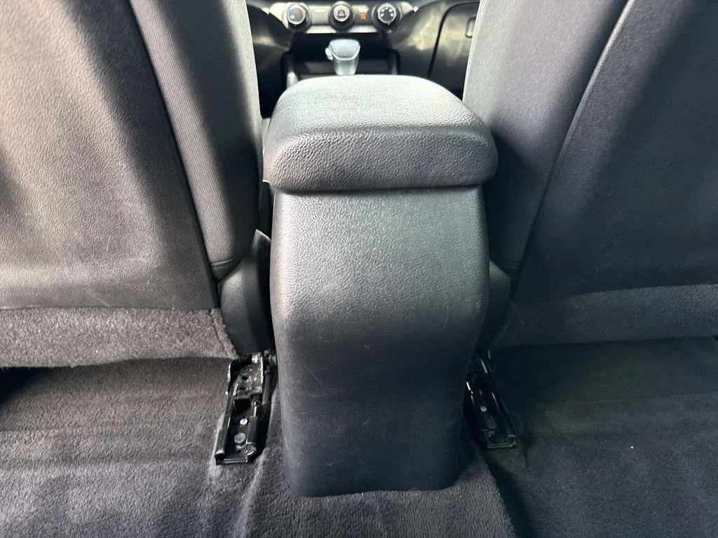 Used 2022 Gray Kia LXS image 21