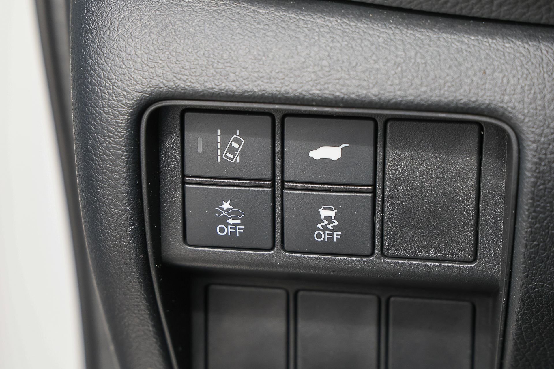 Used 2022 White Honda EX-L image 26