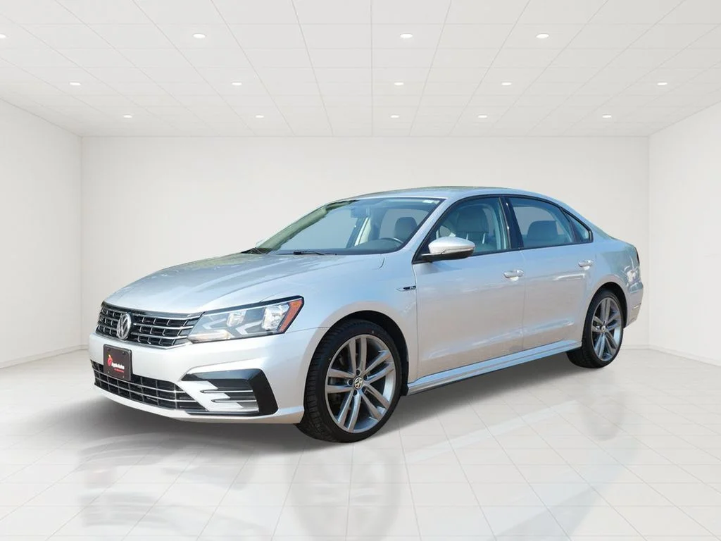 Certified Used 2018 Silver Volkswagen 2.0T R-Line image 2