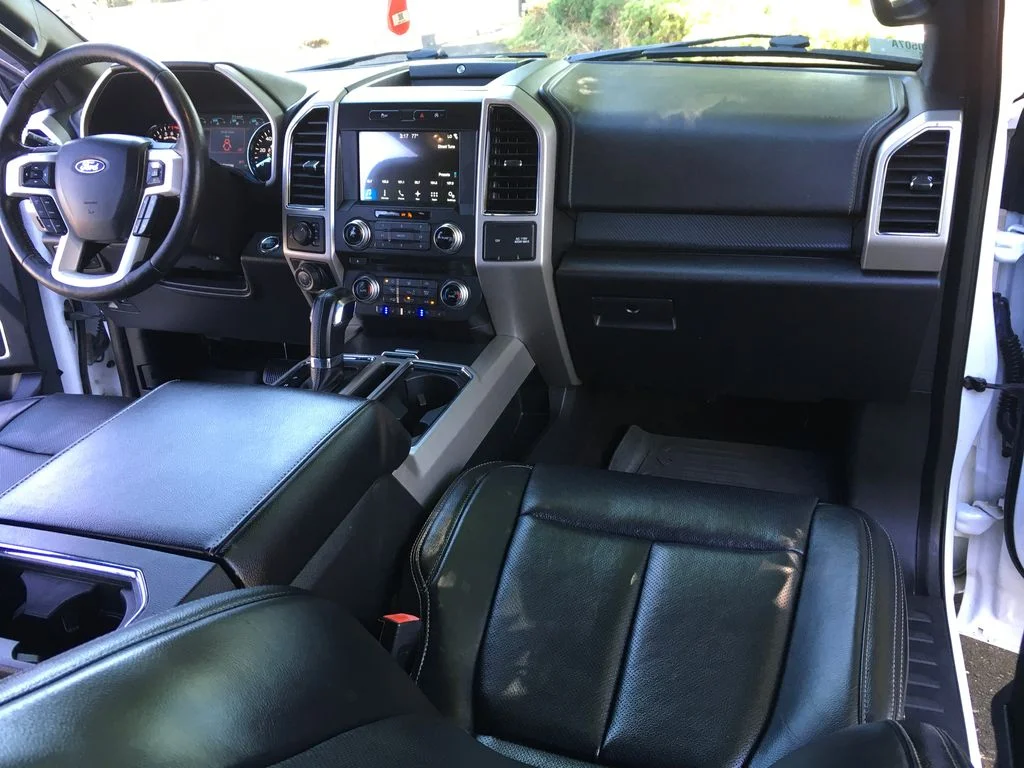 Used 2018 White Ford Lariat image 35