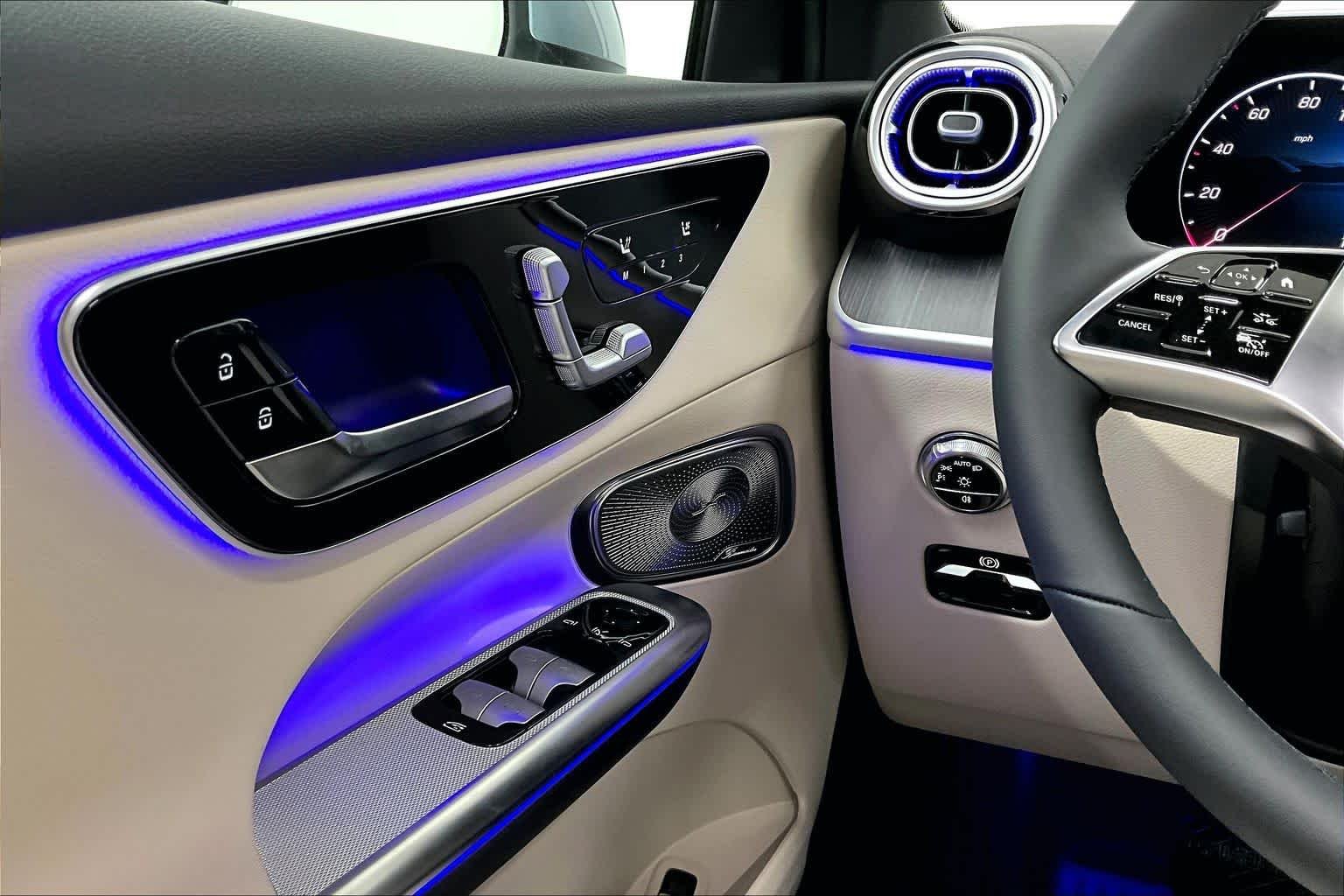 New 2026 Cirrus Silver Metallic Mercedes-Benz GLC 300 image 19