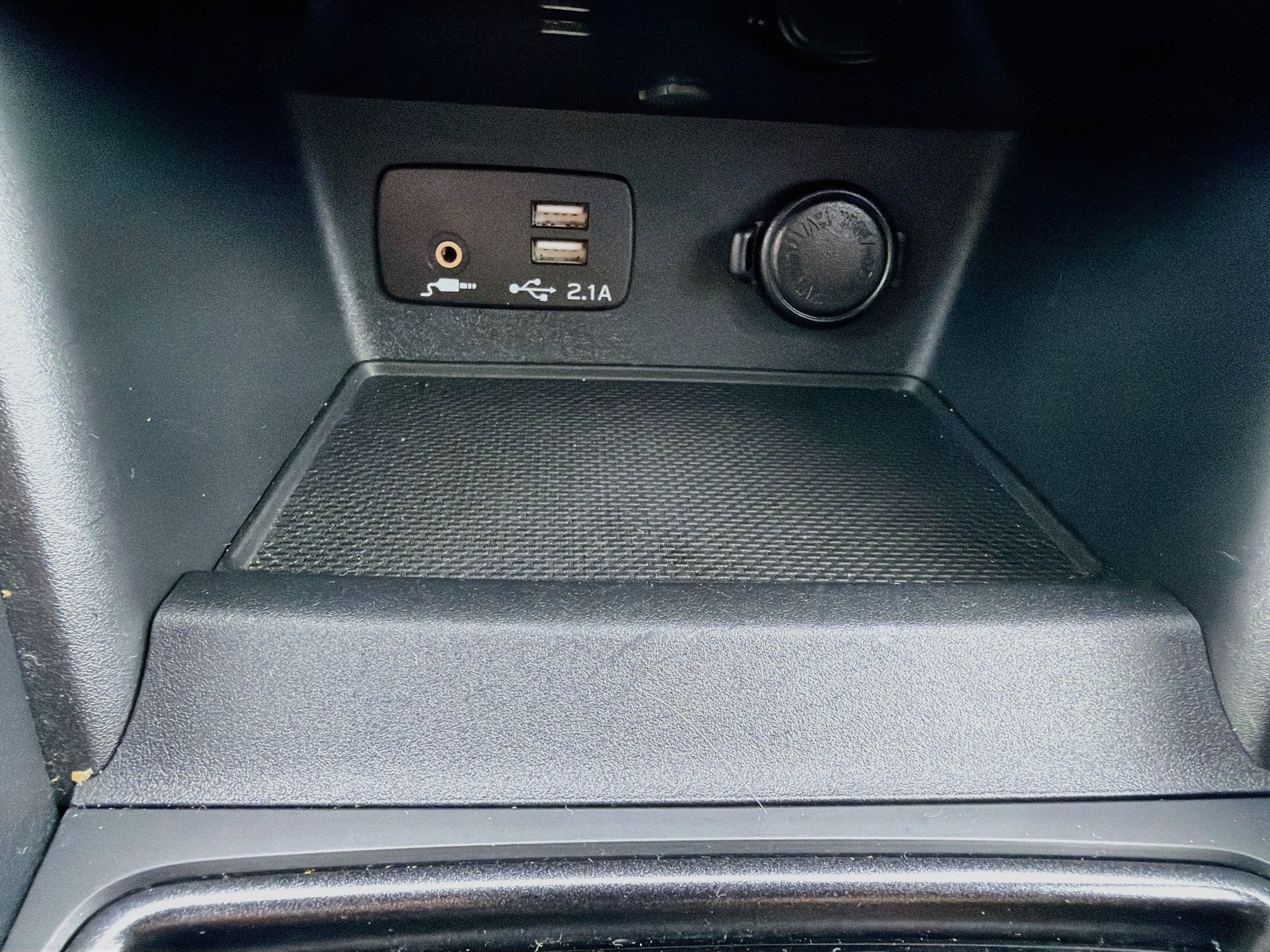 Used 2022 Ice Silver Metallic Subaru Wilderness image 32