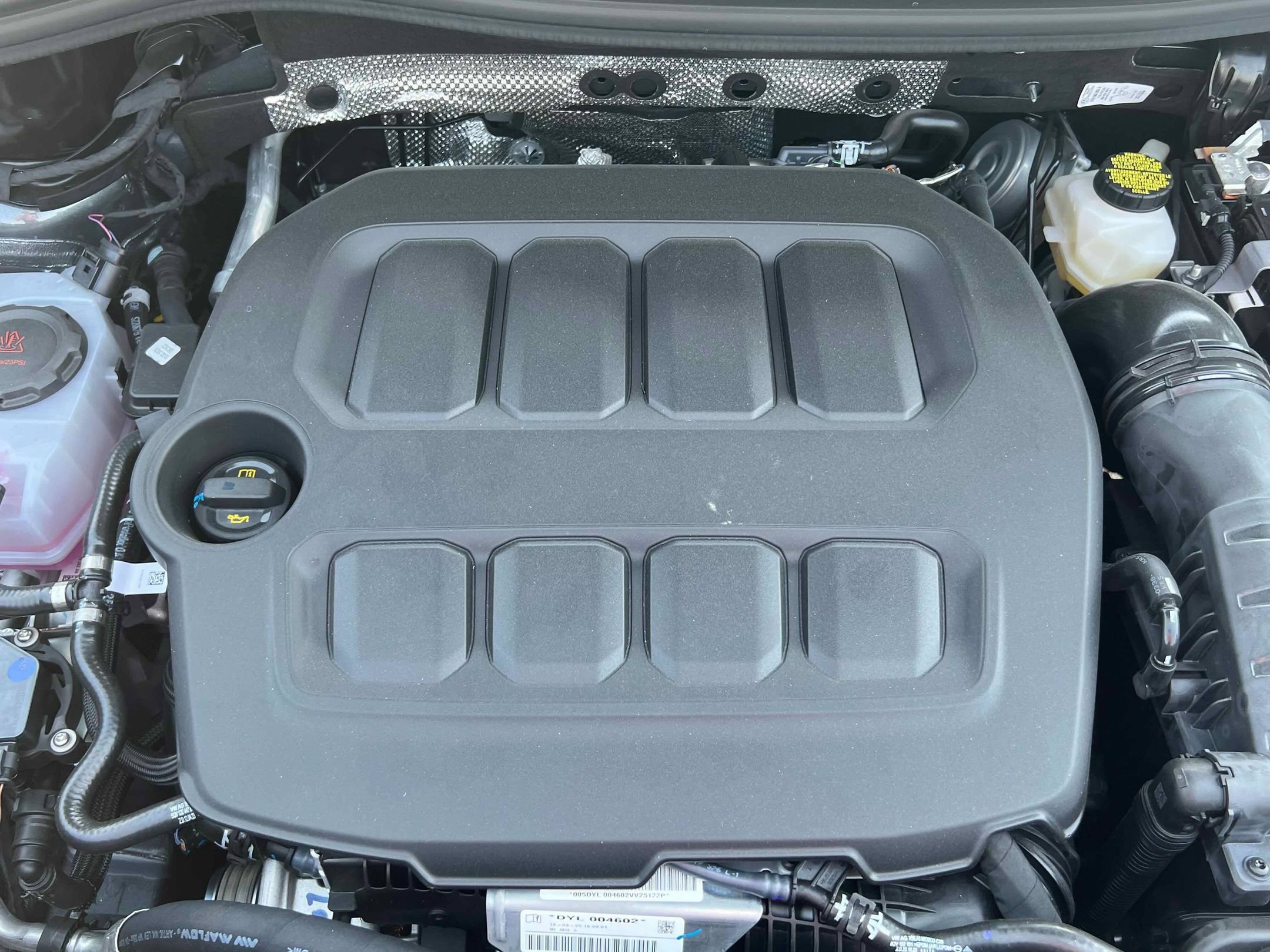 2025 Volkswagen Tiguan SE - Photo 35