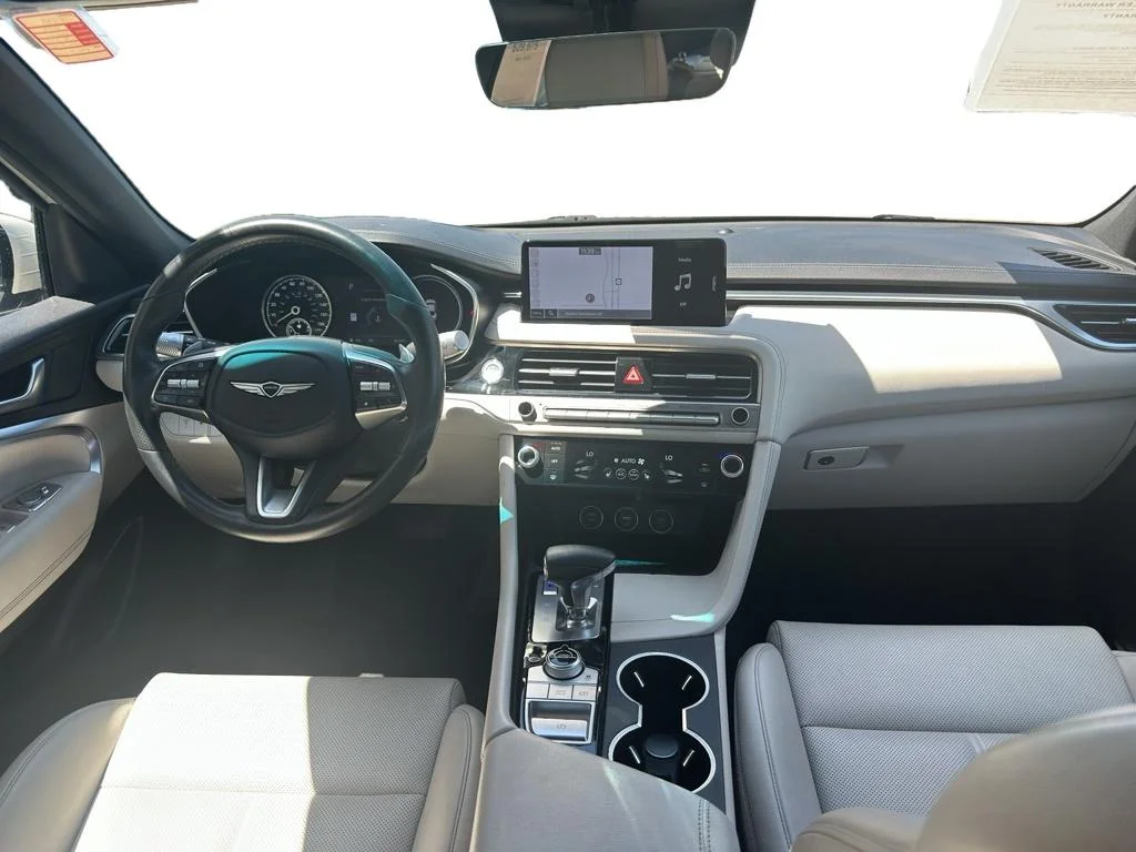 Used 2025  Genesis 2.5T image 3