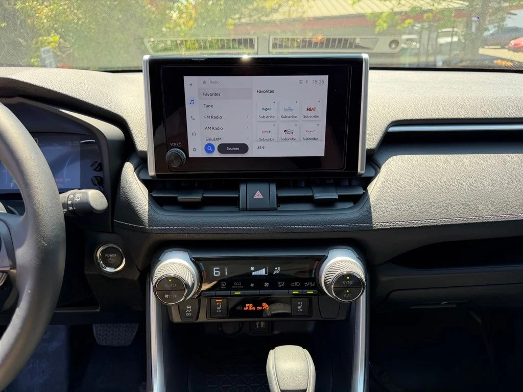 Used 2025 Ice Toyota XLE image 20