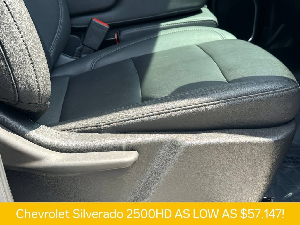 Used 2025 Sterling Gray Metallic Chevrolet LT image 18
