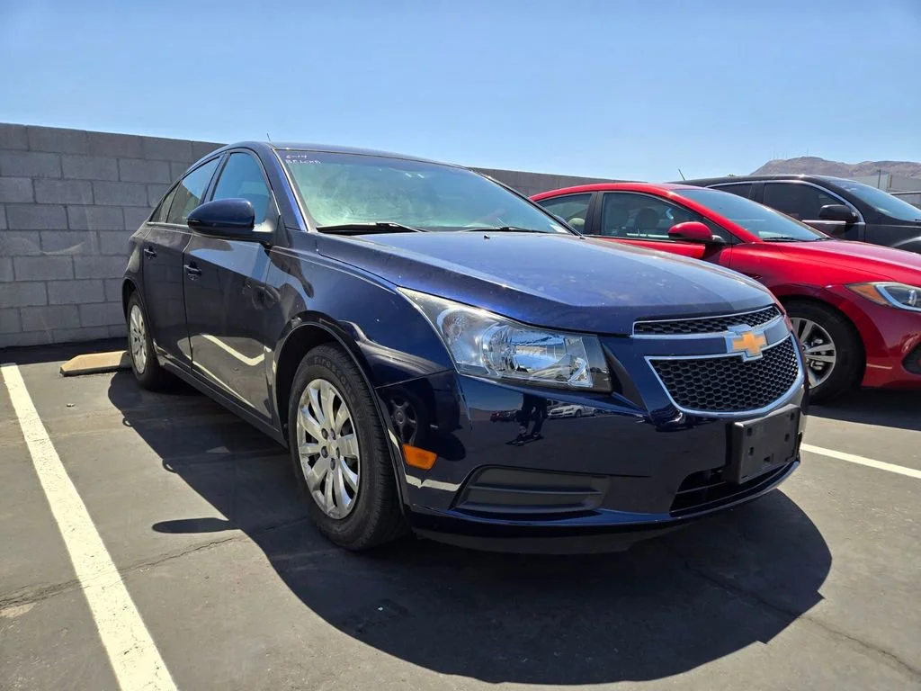 2011 Chevrolet Cruze's photo