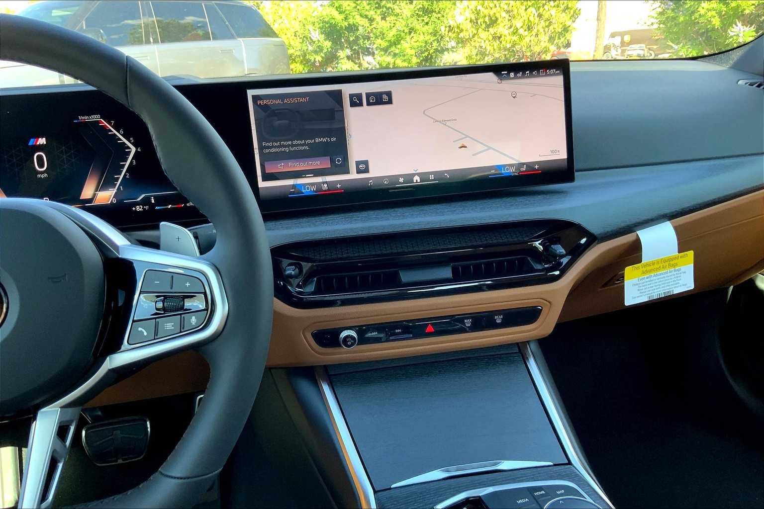 2025 BMW 3 Series 330i - Photo 6