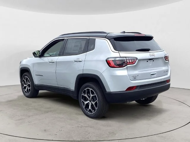 New 2026 Silver Jeep LIMITED 4X4 image 3