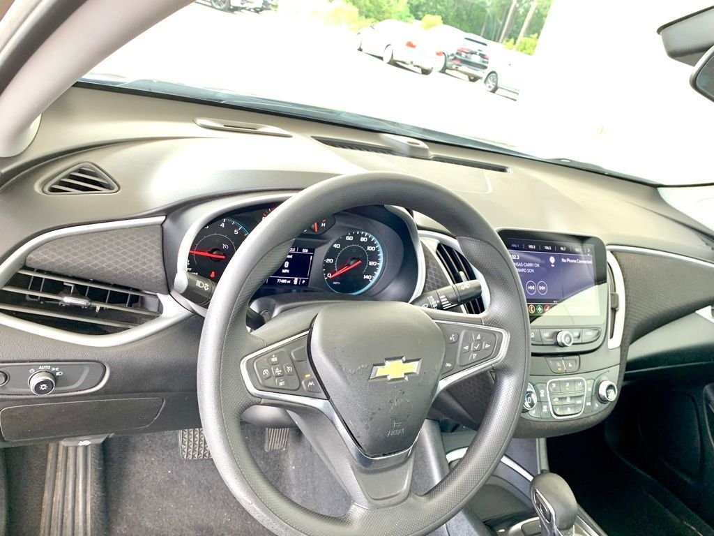 Used 2023 Gray Chevrolet LT image 14