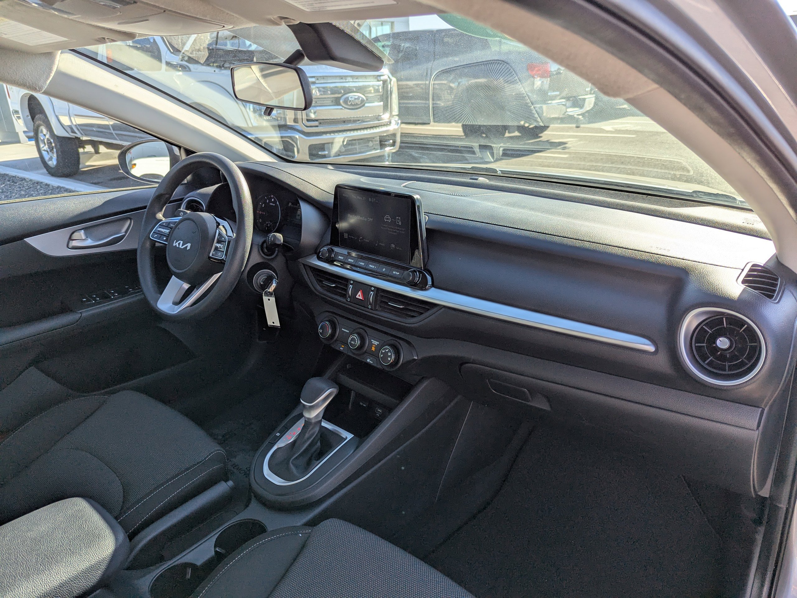 2023 Kia Forte LXS - Photo 37