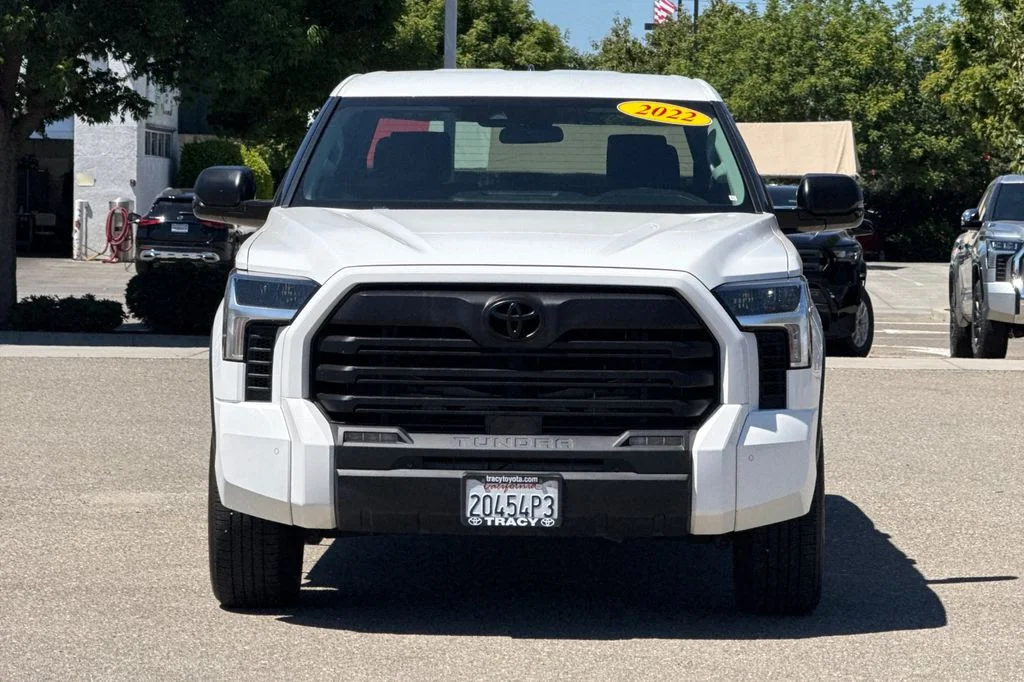Used 2022 White Toyota SR5 image 12