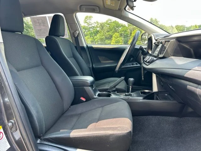 Used 2018 Gray Toyota LE image 24