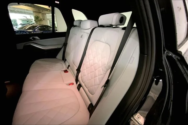2026 BMW X5 40i - Photo 10