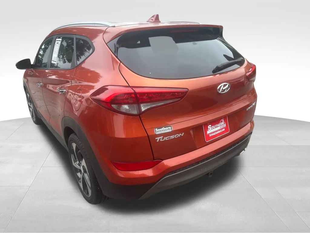 Used 2016 Orange Hyundai Limited image 18