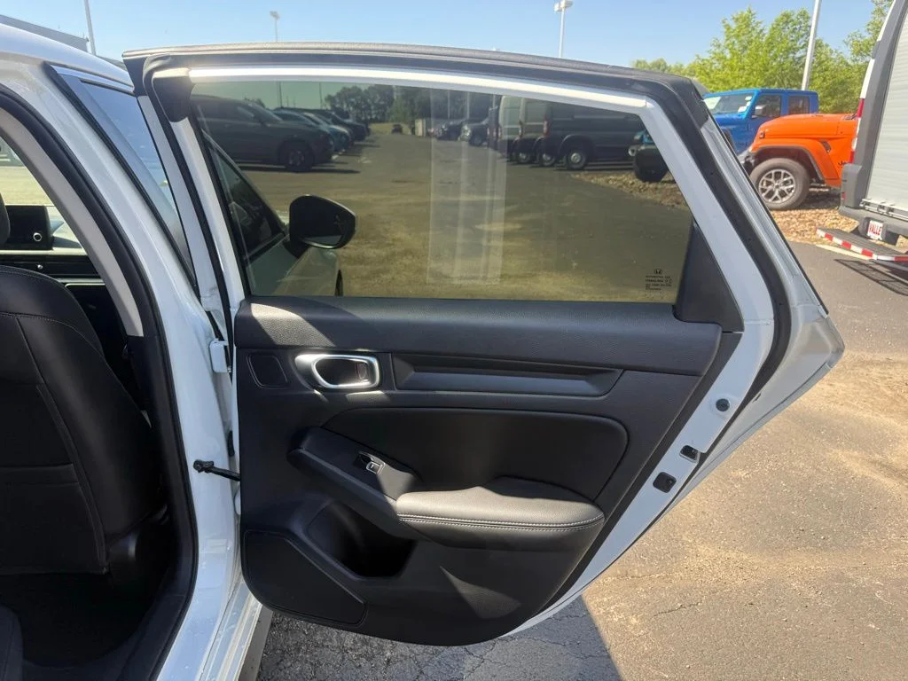 Certified Used 2022 White Honda EX-L image 41