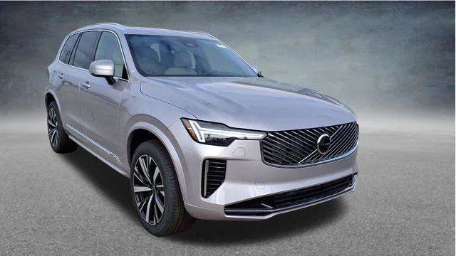 2026 Volvo XC90 B5 Core Bright 4WD's photo