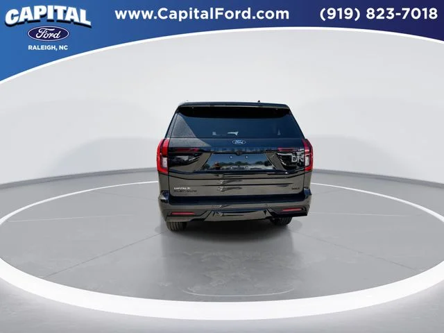 Used 2025 Gray Ford Platinum image 7