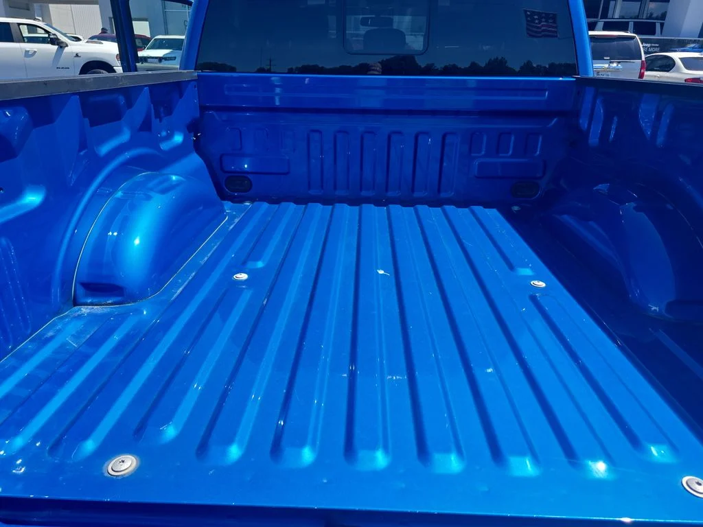 Used 2020 Blue Ford XLT image 22