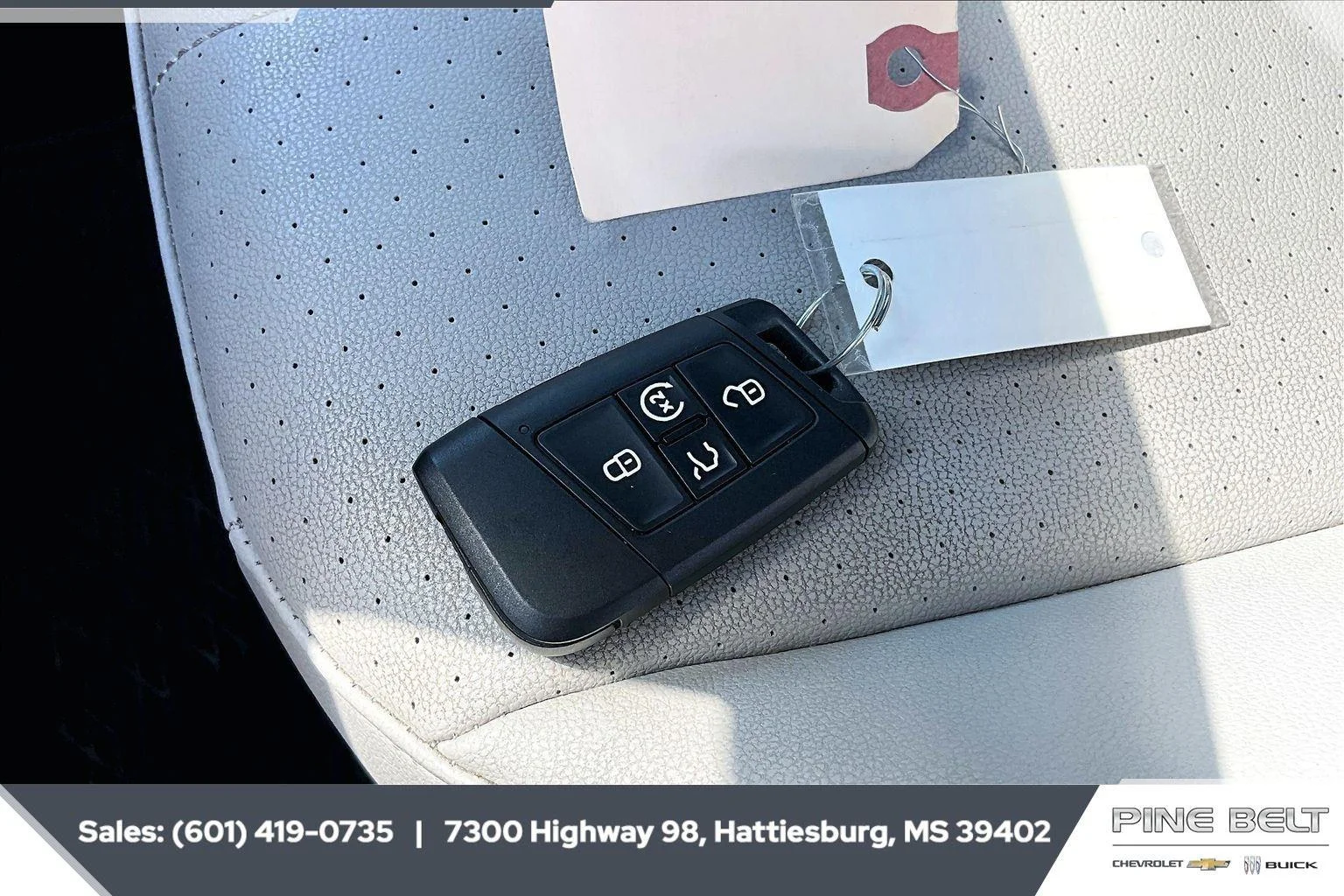 Used 2024 Deep Black Pearl Volkswagen SE R-Line Black image 9