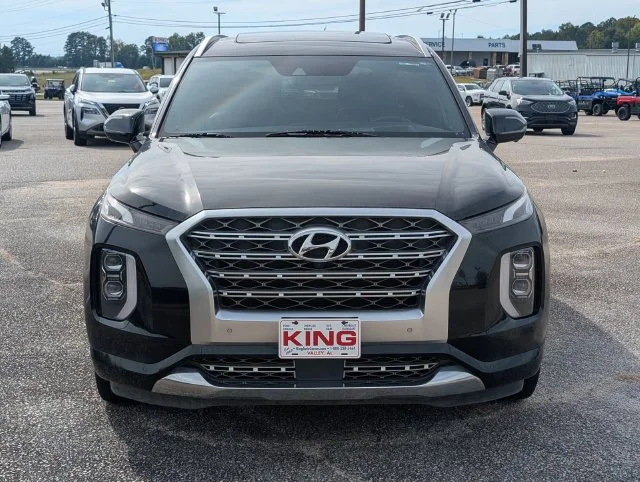 Used 2020 Black Hyundai Limited image 2