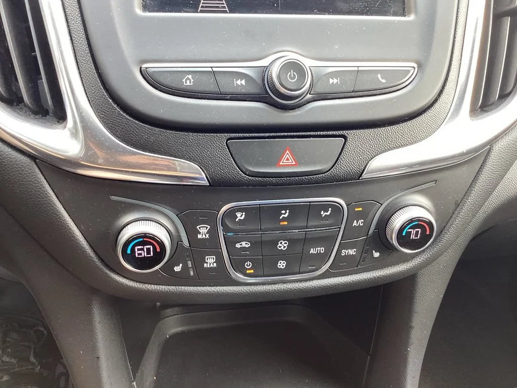 Used 2019 CAJUN RED TINTCOAT Chevrolet LT image 27