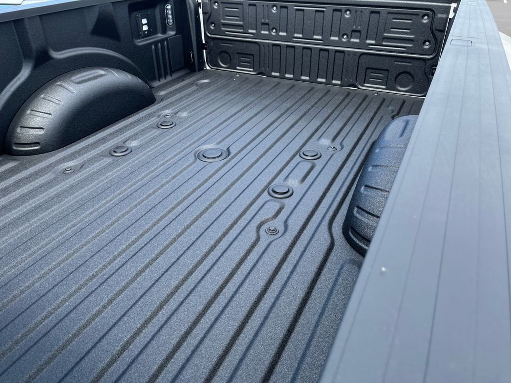 New 2026 White Ford Lariat image 10