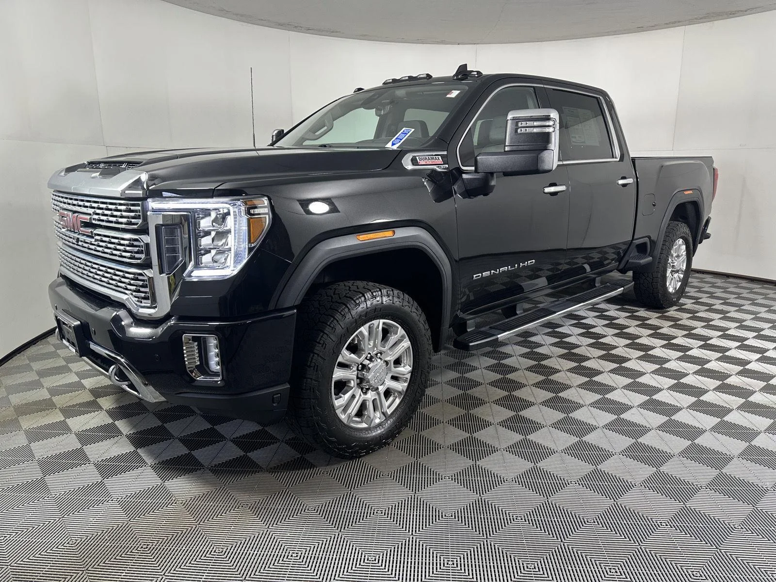 Used 2023 Ebony Twilight Metallic GMC Denali image 15
