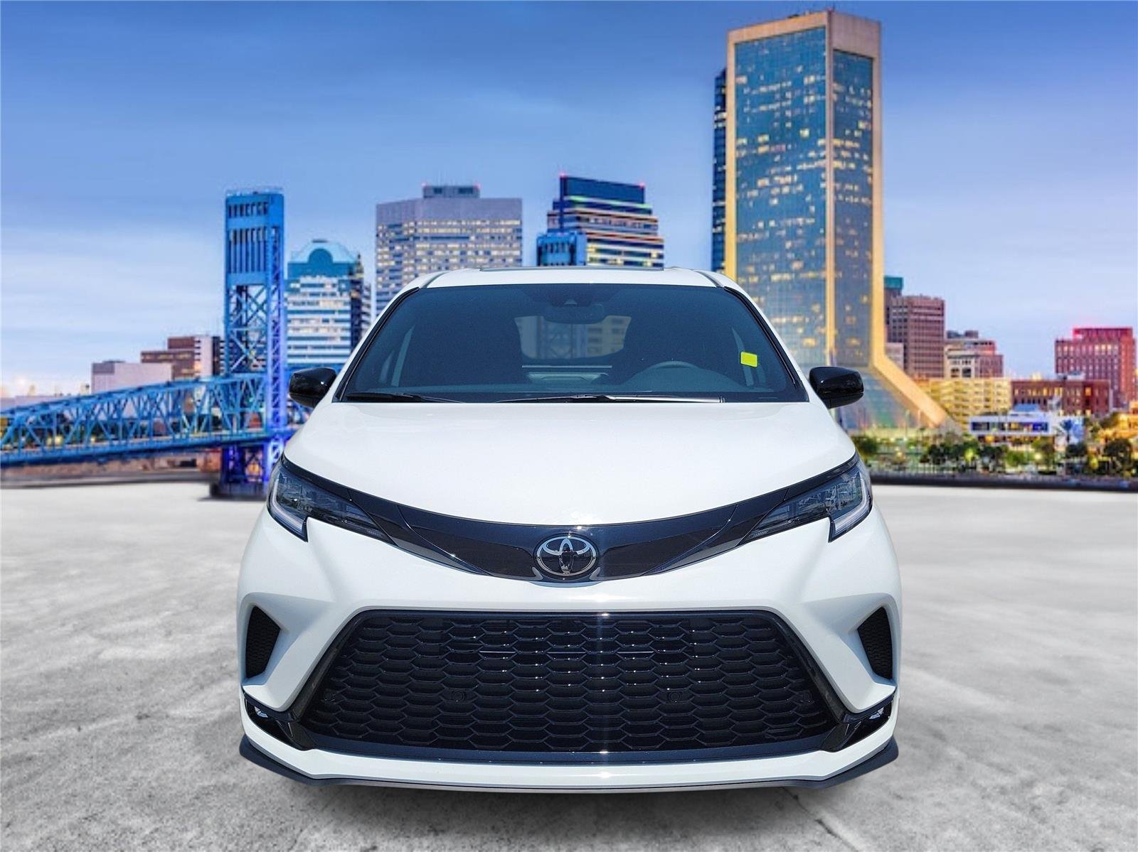 Used 2026 Ice Cap Toyota XSE image 5