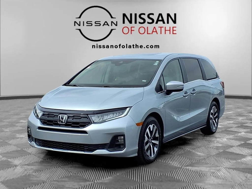 2025 Honda Odyssey EX-L's photo