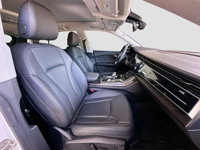 2023 Audi Q8 Premium Plus - Photo 30