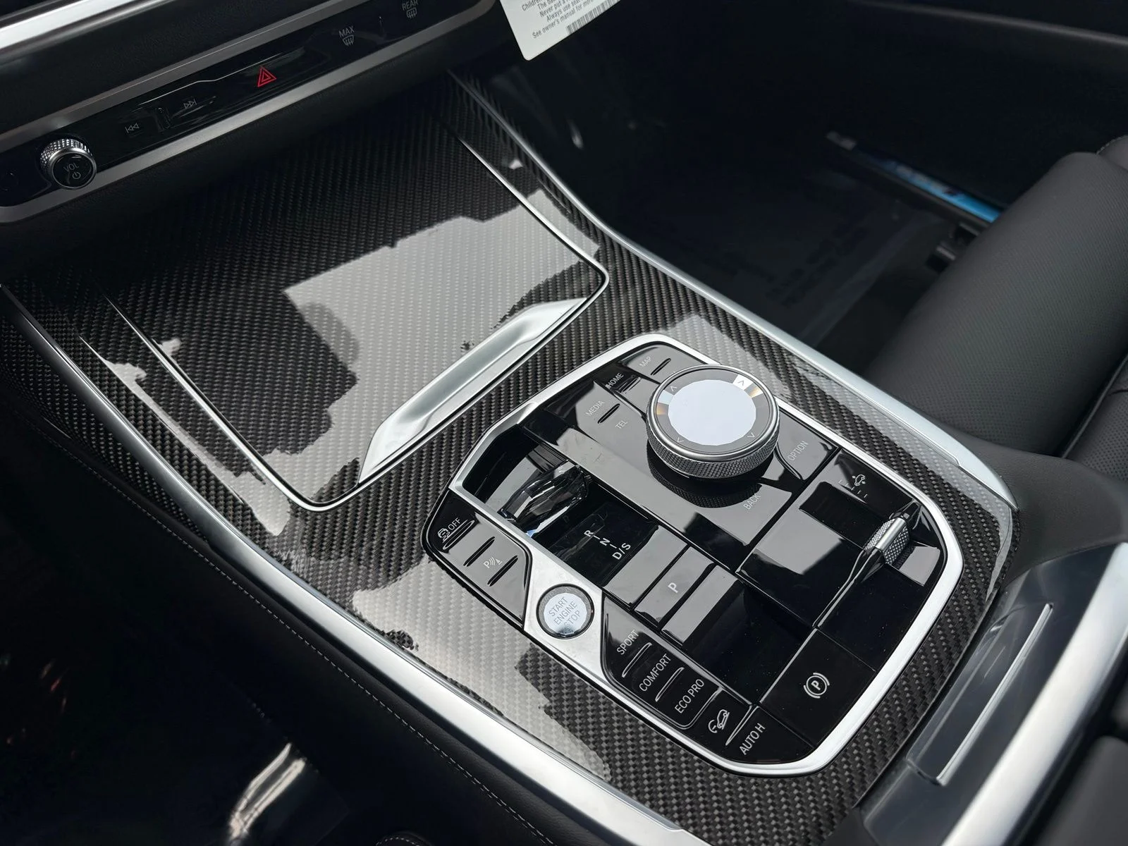 New 2027 Black Sapphire Metallic BMW M60i image 18