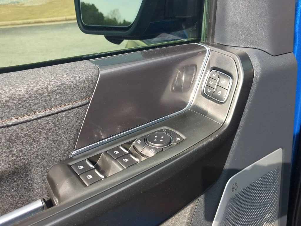 Used 2022  Ford Raptor image 12